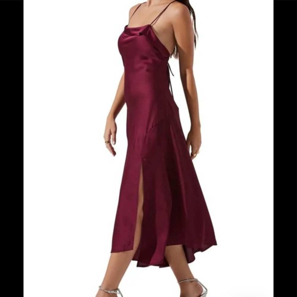Astr Burgundy Satin Midi Dress